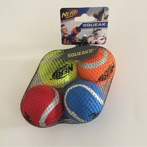 NEW NERF Dog Tennis Ball Interactive Dog Fetch Toys 4 pack Multicolor